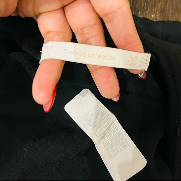 Zara Elegant Black Wrap Top - Picture 4 of 5